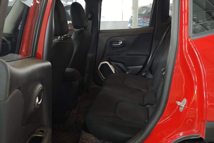 Used Jeep Renegade 2016 1.4T Automatic Kinetic Edition