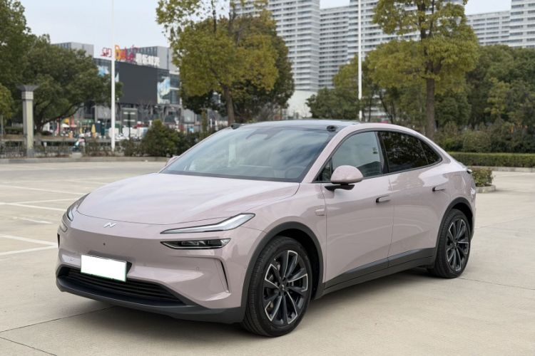 Used ONVO L60 2024 60 kWh Rear-Drive Version