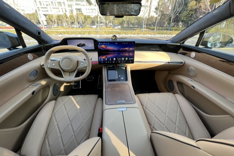 Used Hima Stelato S9 2024 All-Electric Ultra Four-Wheel-Drive Flagship Edition Interior 1