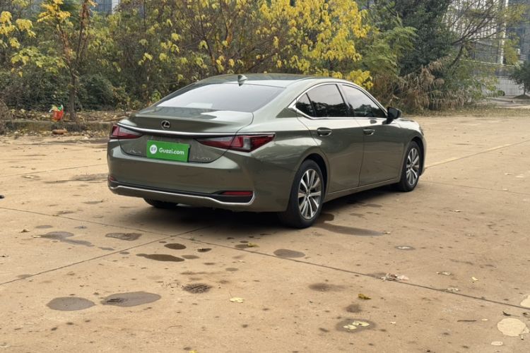 Used Lexus ES 2018 200 Excellence Edition China V Standard
