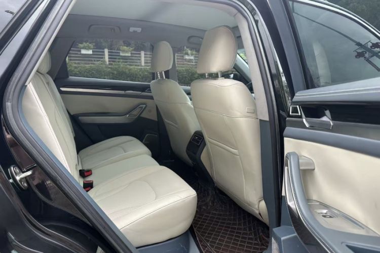 Used Zotye Domy X7 2018 2.0T Automatic Prestige Edition Interior 7