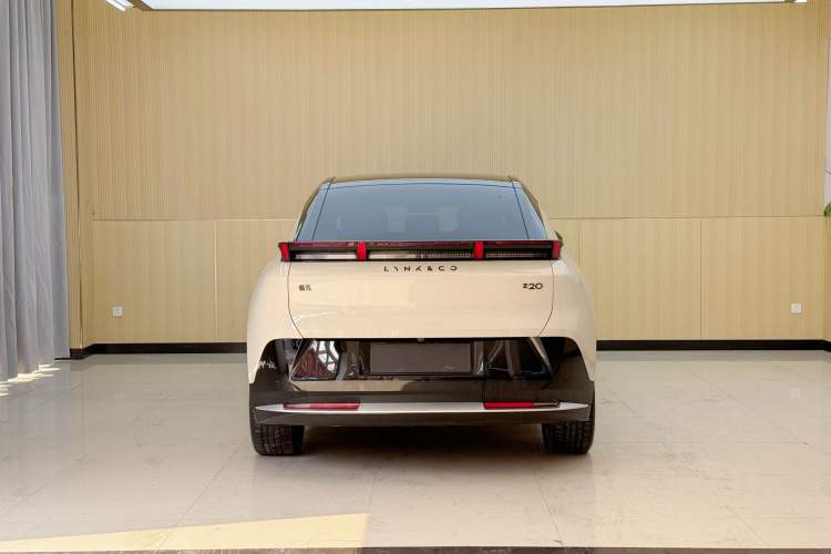 Used Lynk & Co Z20 2025 530 km Range Rear-Wheel Drive Pro