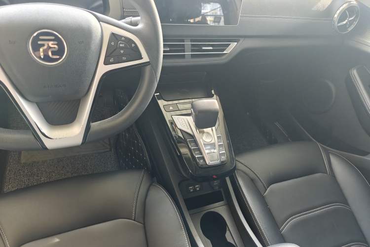 Used BYD Yuan New Energy 2019 EV535 Smart Connect Trendsetting Model