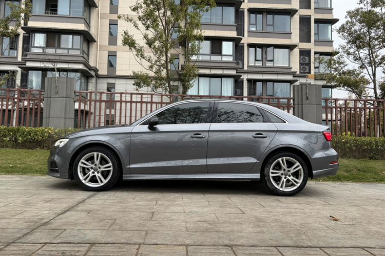 Used Audi A3 2020 Limousine 35 TFSI Fashion Edition China VI Emission Standard