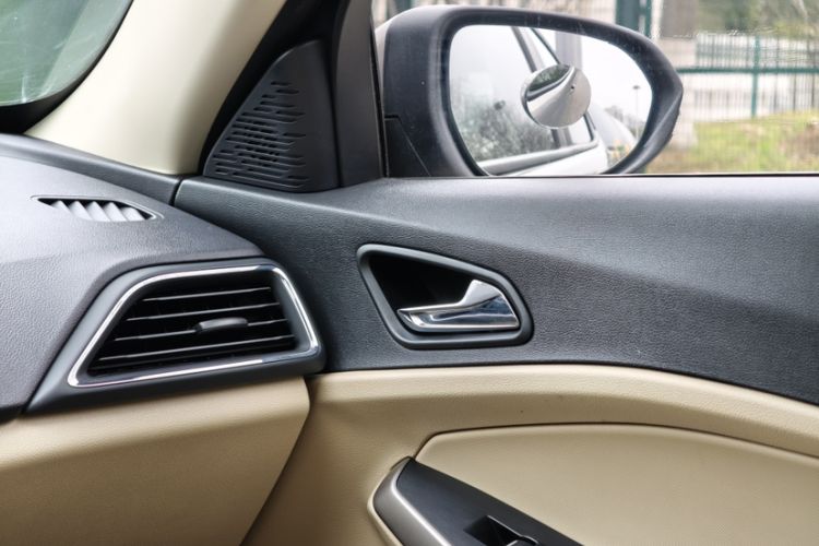 Used Ford Escort 2015 1.5L Automatic Comfort Edition