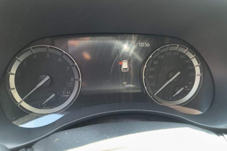 Used Toyota Highlander 2022 380T Four-Wheel Drive Prestige Edition 7-Seater Odometer Close Up