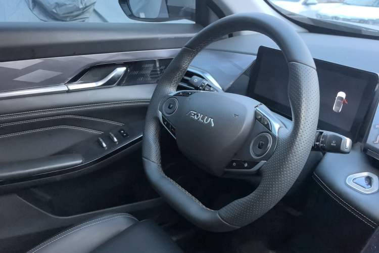 Used Dongfeng Aeolus Mage 2024 Honor Edition 1.5T Luxury Model
