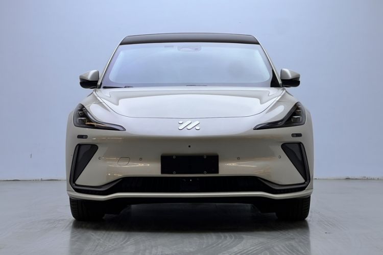 Used IM LS7 2023 100kWh Lux All-Wheel-Drive Version