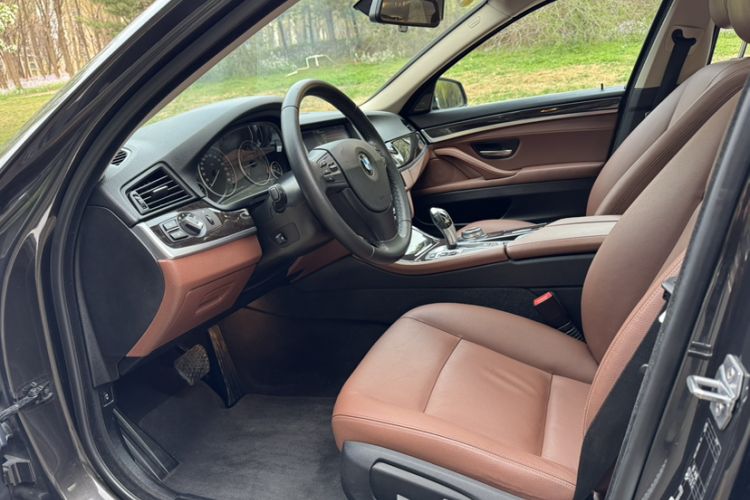Used BMW 5 Series 2014 525Li Leading Model
