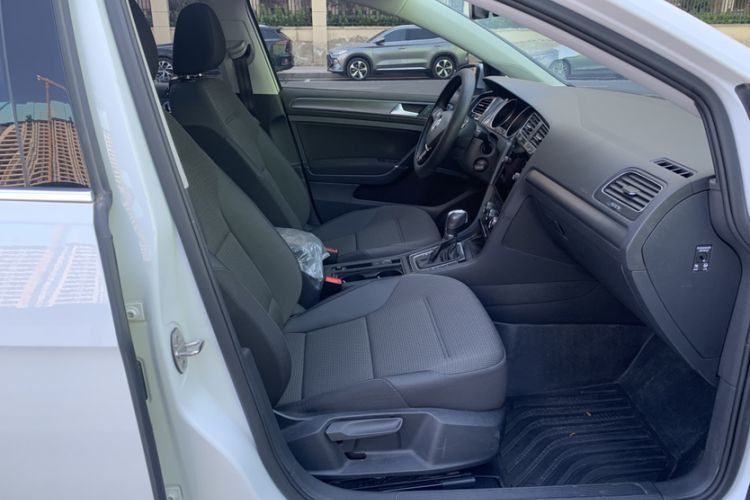 Used Volkswagen Golf (Import) 2019 1.8TSI Travel Edition
