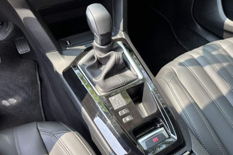 Used Peugeot 408 2022 1.6T Ambition Edition
