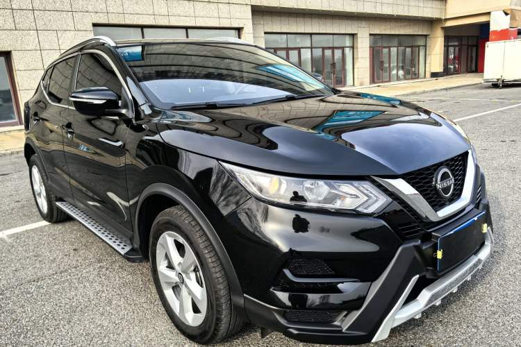 Used Nissan Qashqai 2023 Classic 2.0L CVT XV Comfort Edition Exterior 3