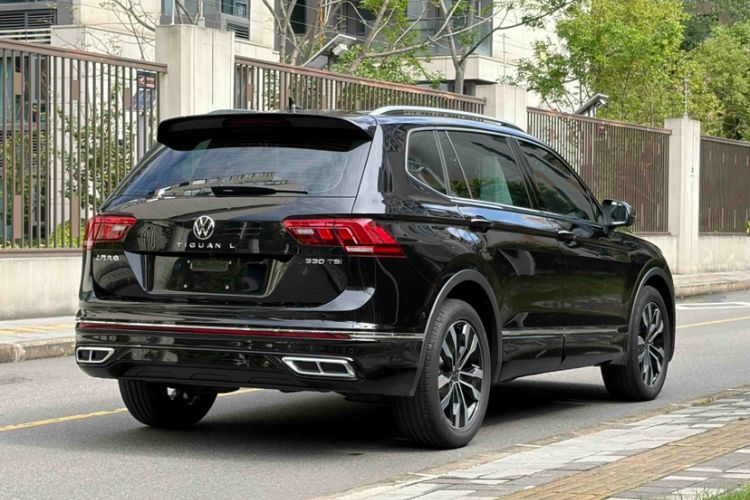 Used Volkswagen Tiguan L 2024 Outstanding Model 330TSI Automatic Two-Wheel Drive R-Line Dragon Glory Edition Exterior 3