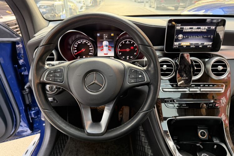 Used Mercedes-Benz GLC 2018 GLC 260 4MATIC Dynamic Edition
