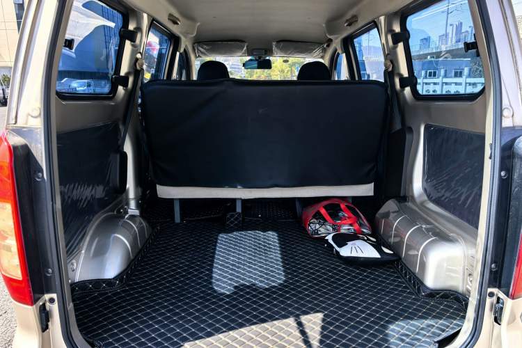 Used Wuling Hongguang V 2022 1.5L Jingqu Edition Electric-Assist LAR