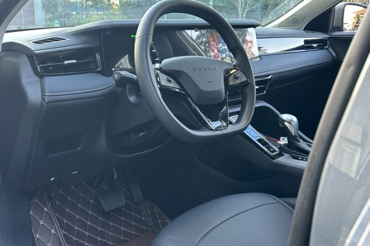 Used Roewe i5 2024 1.5L CVT Luxury Edition
