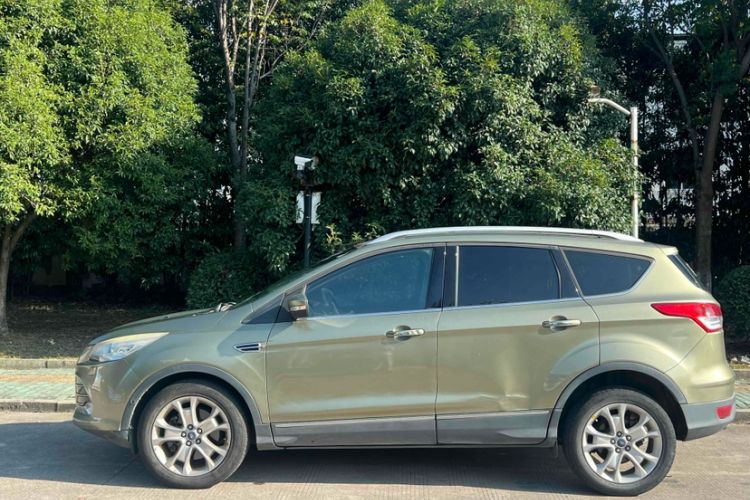 Used Ford Kuga 2013 2.0L GTDi Four-Wheel-Drive Sport Model