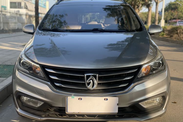 Used Baojun 310W 2017 1.5L Manual Comfort Version China V