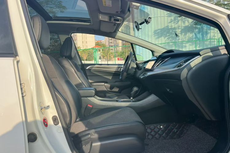 Used Honda Jade 2020 1.8L automatic Comfort version
