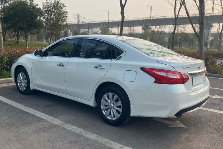 Used Nissan Teana 2016 2.0L XL Comfort Edition Exterior 2