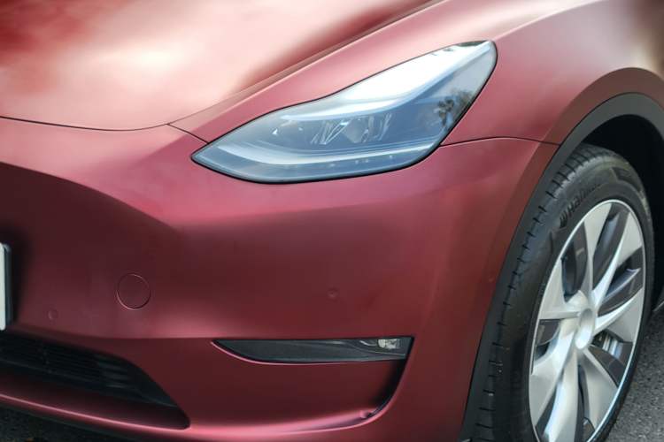 Used Tesla Model Y 2022 Long-Range All-Wheel-Drive Version
