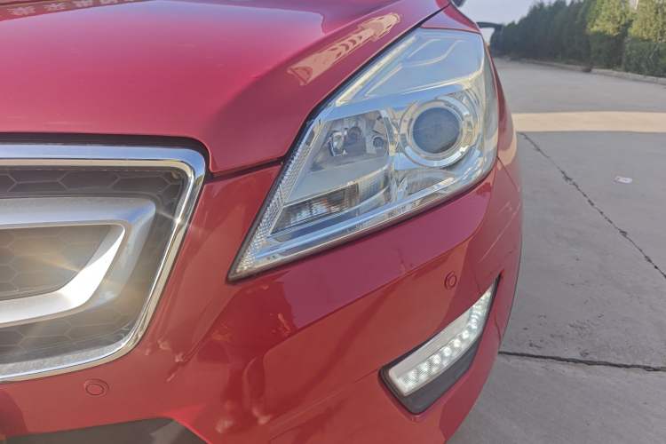 Used BAIC Senova X65 2015 2.0T Automatic Elite Model