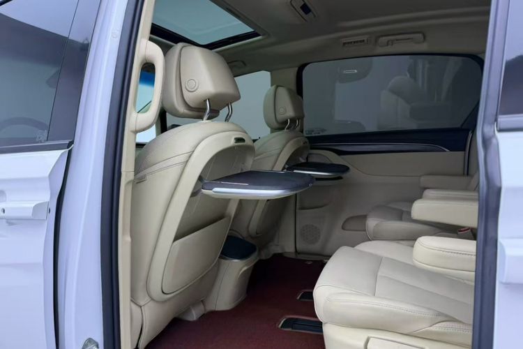 Used Buick GL8 2023 ES Lu Zun Deluxe Model