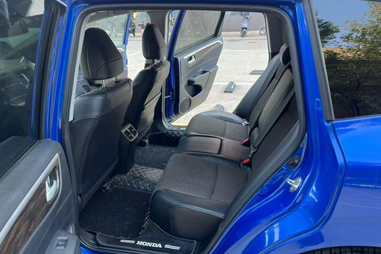 Used Honda Jade 2017 1.8L automatic Comfort version 5 seats
