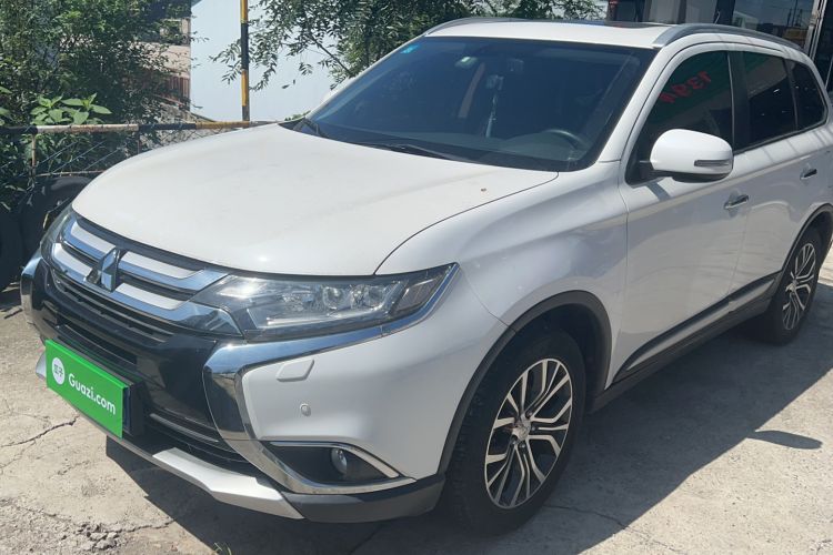 Used Mitsubishi Outlander 2016 2.4L 4x4 Elite Edition 5 Seats