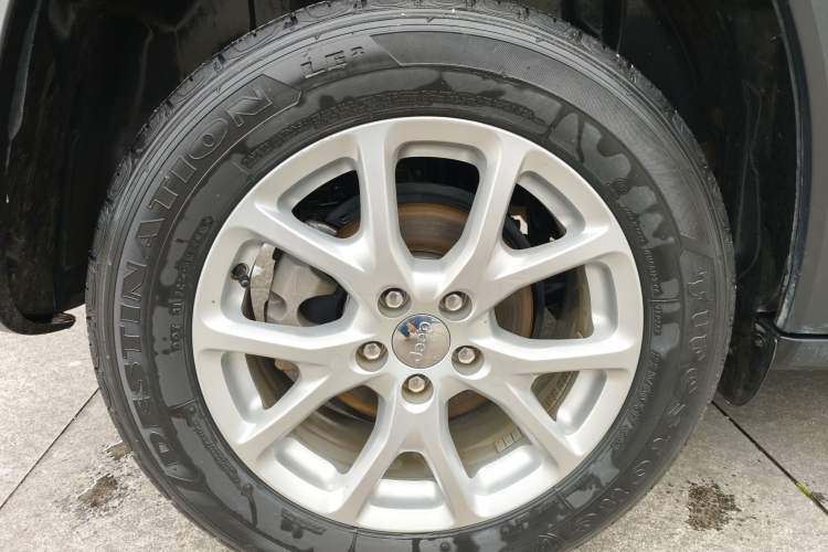 Used Jeep Cherokee 2017 2.0L Superior Edition
