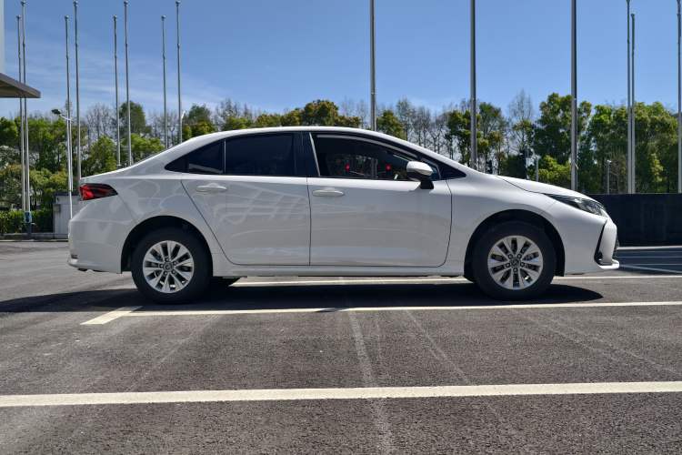 Used Toyota Corolla 2024 1.2T Pioneer Edition Exterior 6