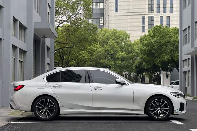 Used BMW 3 Series 2022 Updated 325Li M Sport Package Exterior 8