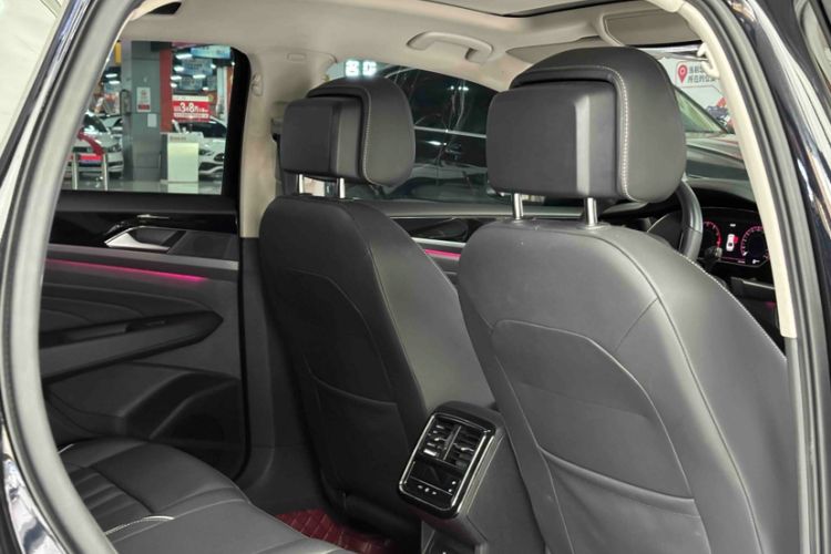 Used Volkswagen Passat 2024 380TSI Starry Luxury Edition