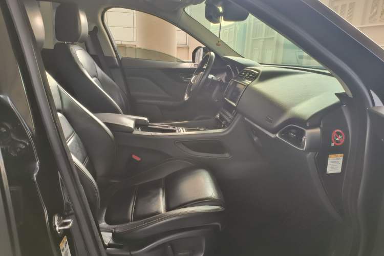 Used Jaguar F-PACE 2018 2.0T Four-Wheel Drive Urban Luxury Edition
