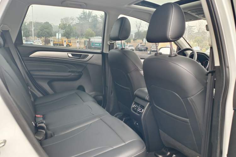 Used Haval M6 2021 PLUS 1.5T DCT Luxury Smart Connectivity Model