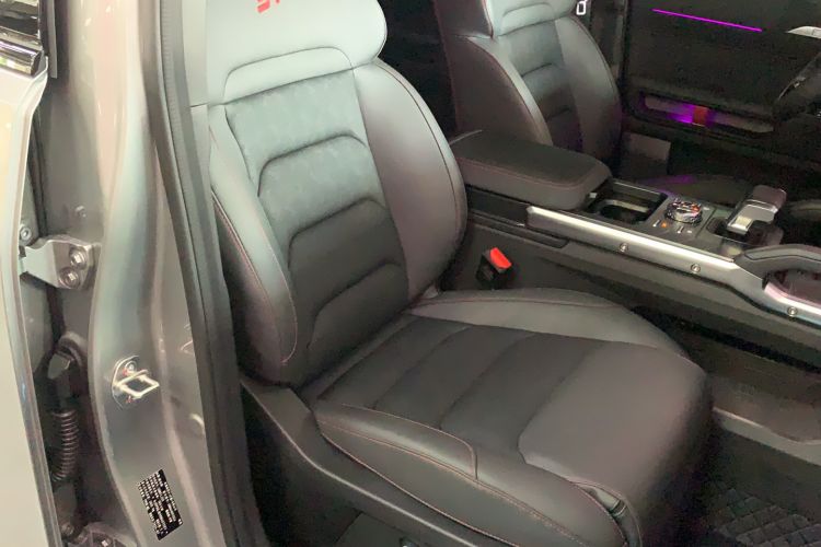 Used JETOUR Traveler 2023 2.0T All-Wheel Drive CrossPRO+
