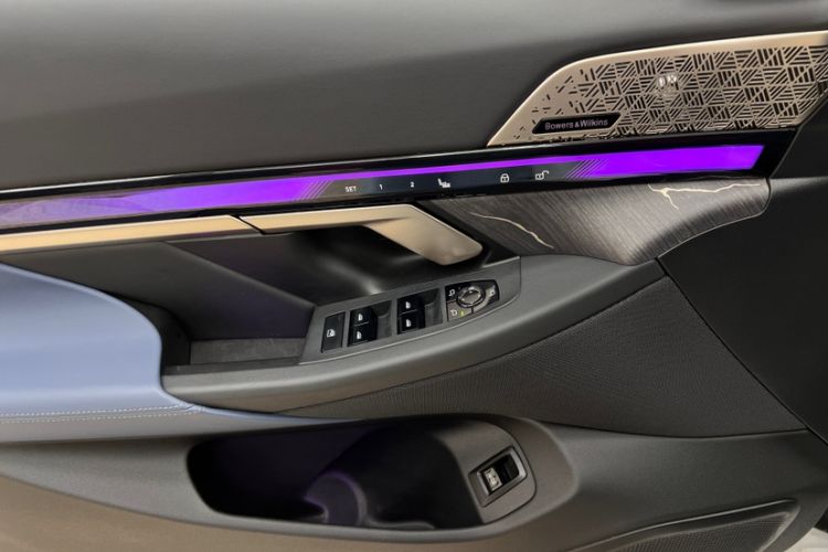 Used BMW 5 Series 2024 530Li Luxury Edition M Sport Package
