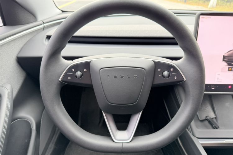 Used Tesla Model 3 2023 Rear-Wheel-Drive Version
