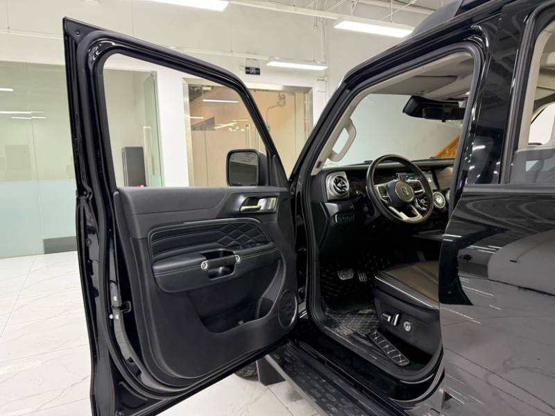 Used Tank 300 2021 Off-Road Edition 2.0T Conqueror — 36