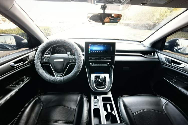 Used Haval M6 2021 PLUS 1.5T Manual Elite Smart Connectivity Model
