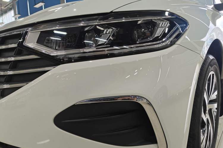 Used Volkswagen Lavida 2024 1.5L Automatic Full-Comfort Version