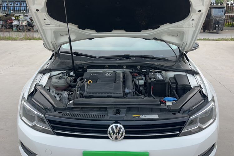 Used Volkswagen Lamando 2015 280TSI DSG Comfort Edition Exterior 9