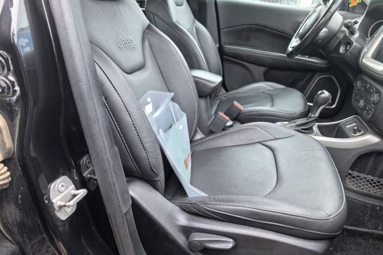 Used Jeep Compass 2017 200T Automatic Family Edition