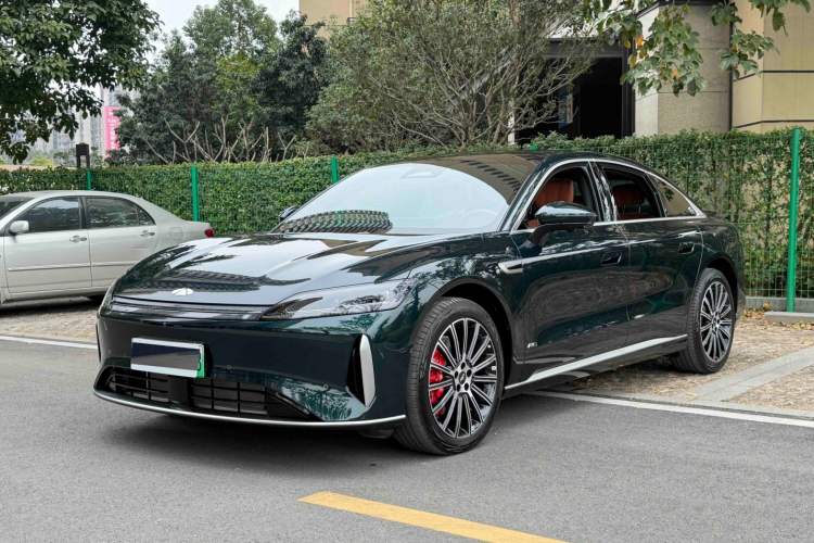 Used Chery Fulwin A9L 2025 Model, Four-Wheel Drive High-Energy Peak Edition