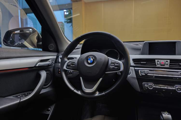 Used BMW X1 2019 sDrive18Li Fashion Model
