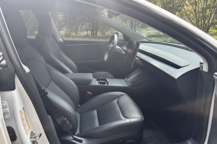 Used Tesla Model 3 2023 Rear-Wheel-Drive Version
