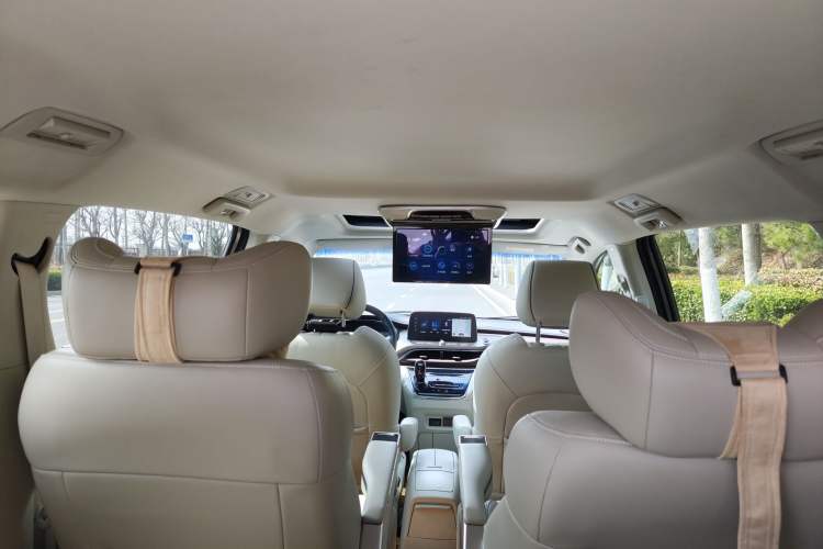 Used Buick GL8 2020 Land Business Class 652T Luxury Model