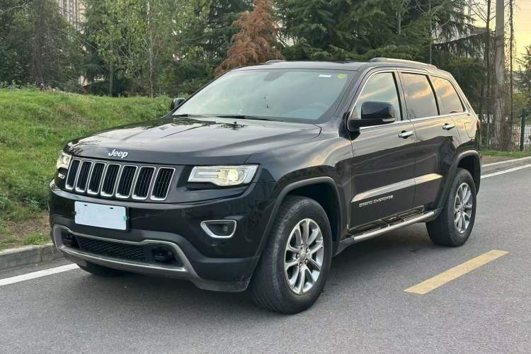 Used Jeep Grand Cherokee 2015 3.0TD Diesel Comfort Navigation Edition