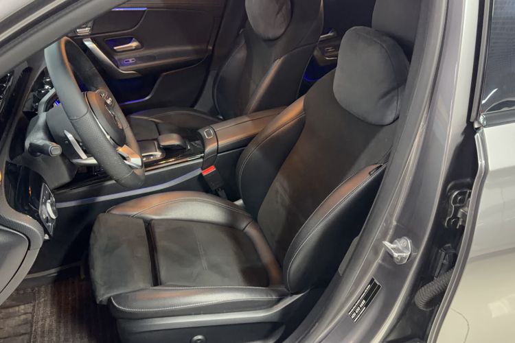 Used Mercedes-Benz A-Class 2021 A 200 L Sport Sedan Fashion Model
