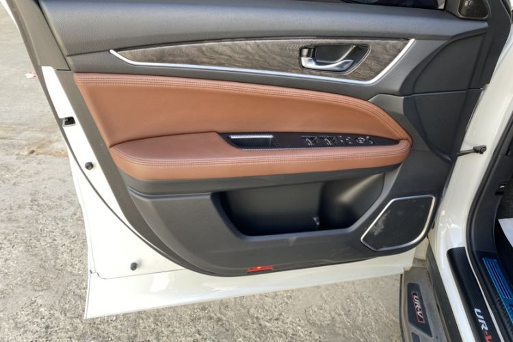 Used Honda UR-V 2020 370TURBO Four-Wheel Drive Prestige Edition Interior 6